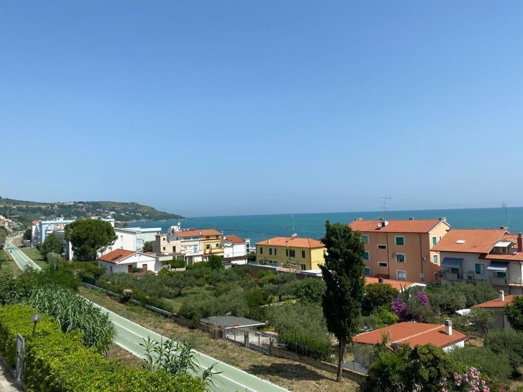 I Trabocchi Blu Lägenhet Fossacesia Exteriör bild